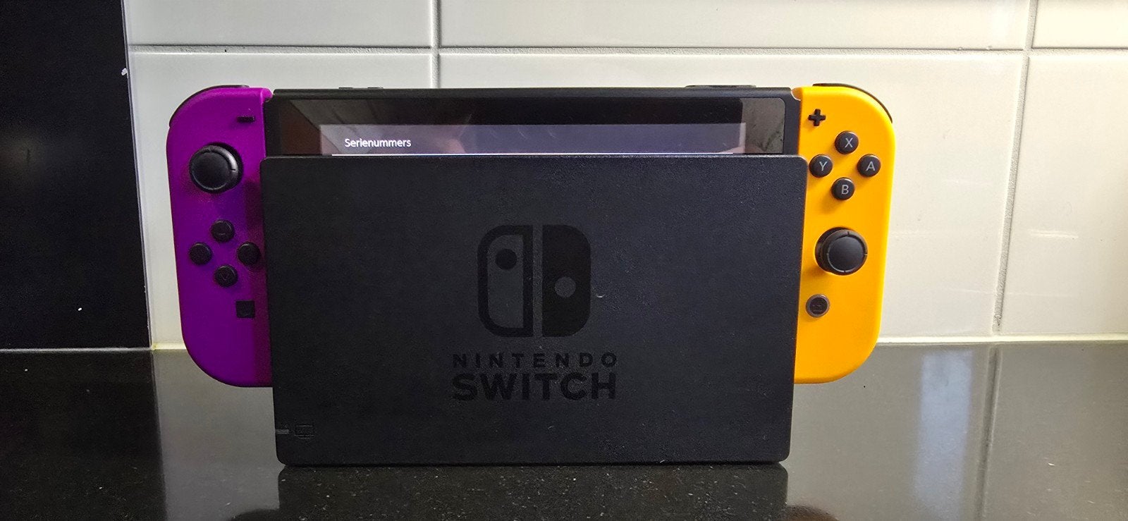 Nintendo Switch V1 Unpatched, Spelcomputers en Games, Spelcomputers | Nintendo Switch, Ophalen of Verzenden, Zo goed als nieuw
