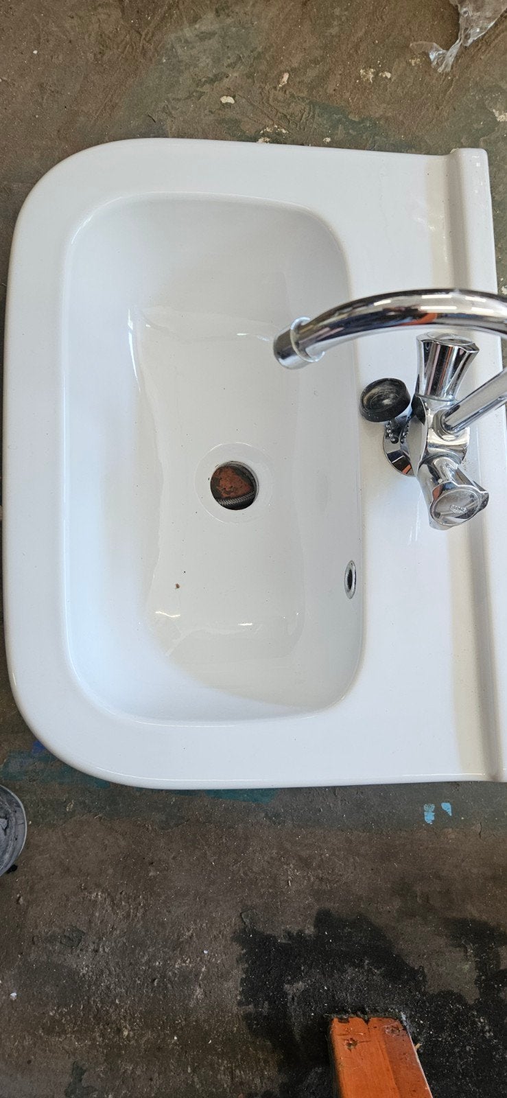 Wastafel met kraan, Ophalen, Wastafel