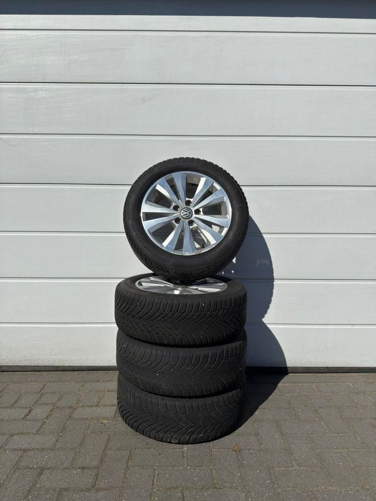 VW Golf 7 lichtmetalen velgen 16 inch met winterbanden, Auto-onderdelen, Banden en Velgen, Ophalen, Gebruikt, 16 inch, Banden en Velgen