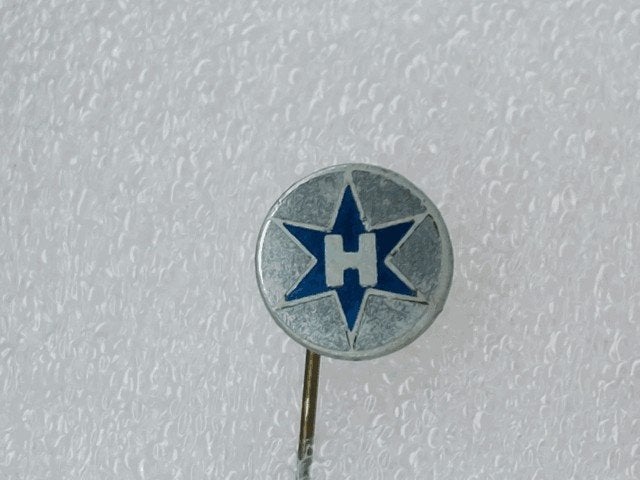 SP2126 Speldje Henschel, Verzamelen, Speldjes, Pins en Buttons, Ophalen of Verzenden, Gebruikt, Overige onderwerpen