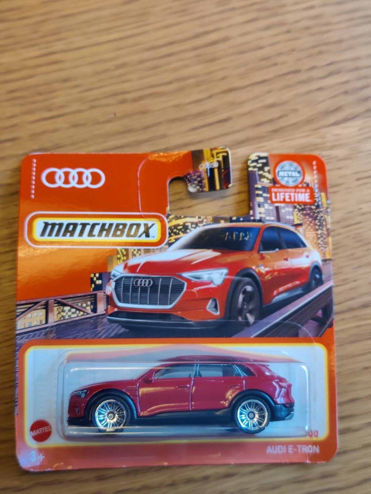 Matchbox Audi E Tron ROOD, Ophalen of Verzenden, Auto
