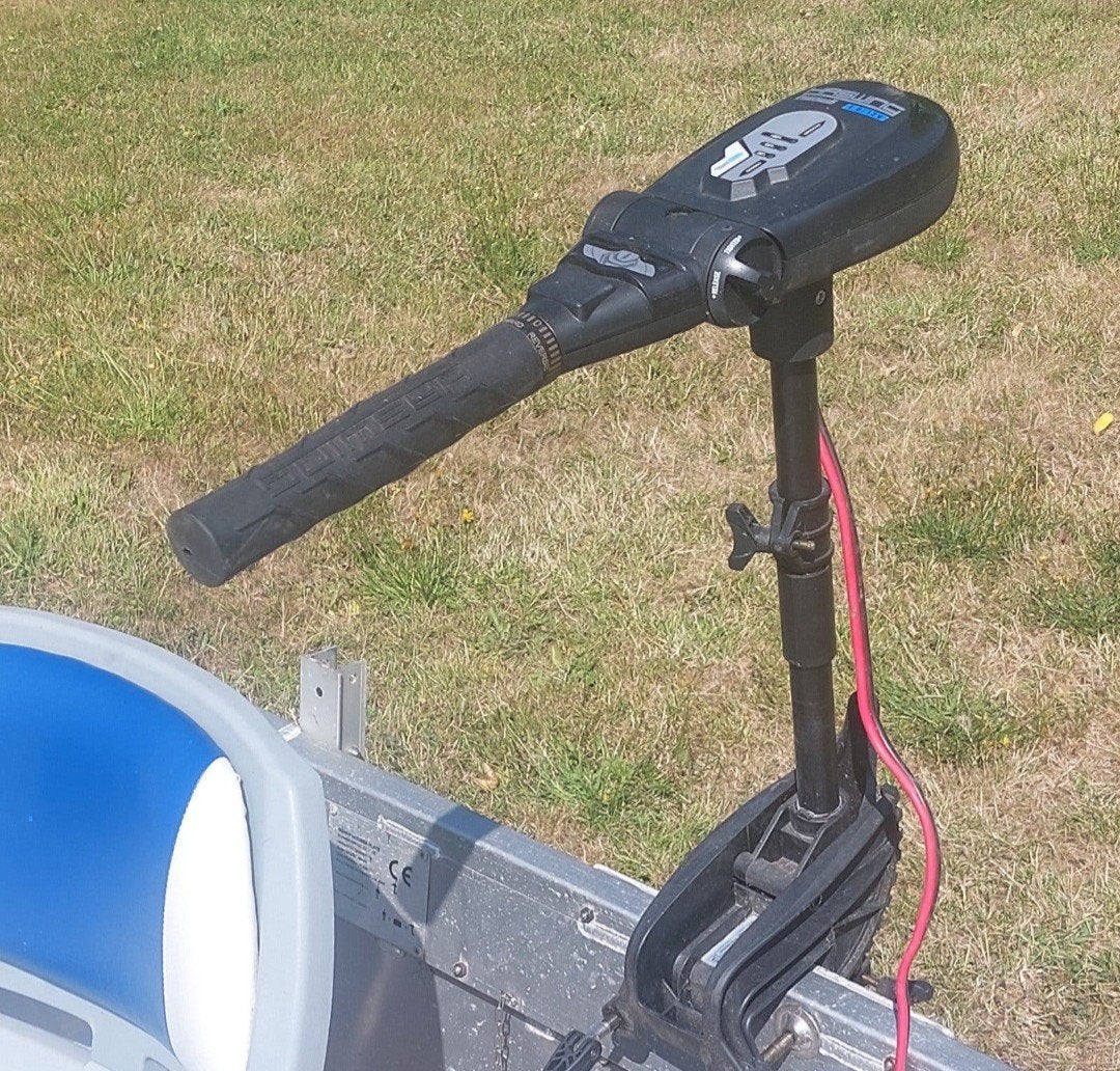 elektrische fluister buitenboordmotor, Watersport en Boten, Ophalen of Verzenden, Zo goed als nieuw, Motor en Techniek, Zeilboot of Motorboot