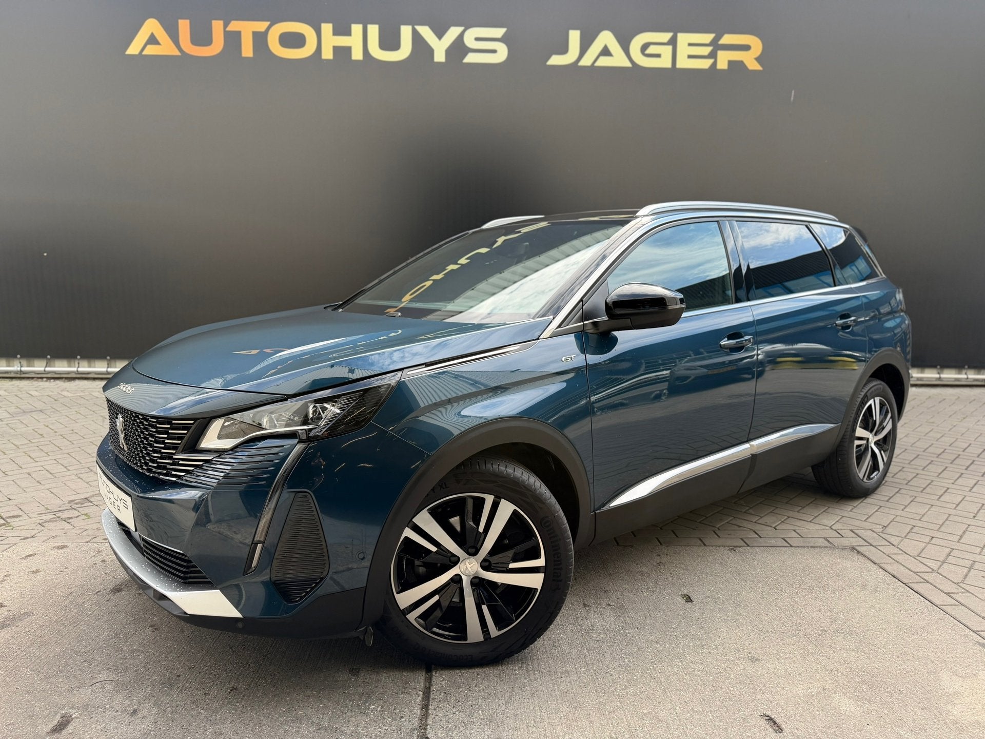 Peugeot 5008 1.2 PureTech GT Line Pano Automaat Carplay E.kl, 15 km/l, Gebruikt, Zwart, Origineel Nederlands