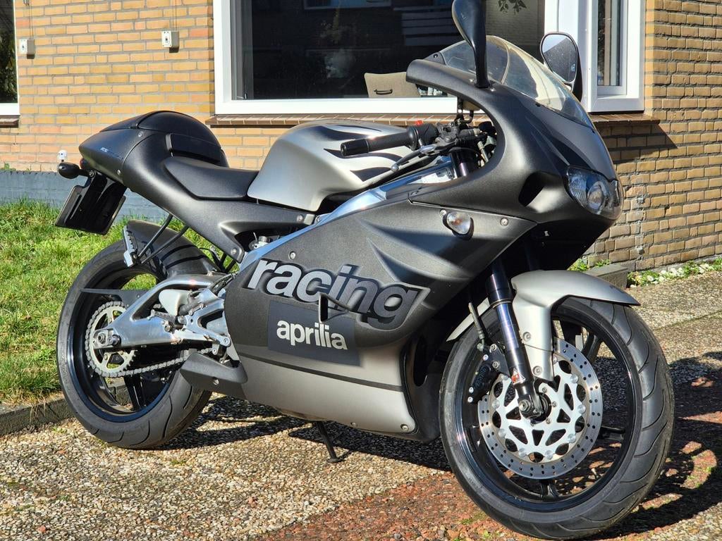 Aprilia RS 125 GP-1 uit 2002 in nieuwstaat, rs125, Motoren, Occasion, Super Sport, Particulier, 125 cc