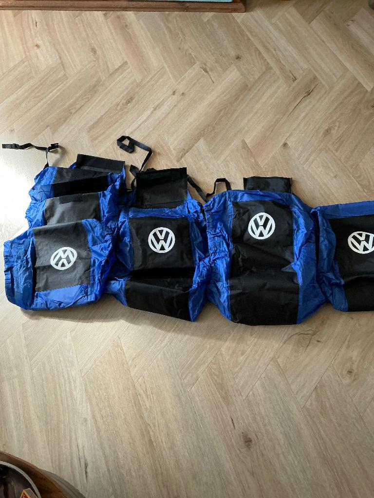 Banden hoezen Volkswagen 14t/m18 inch, Auto diversen, Ophalen of Verzenden