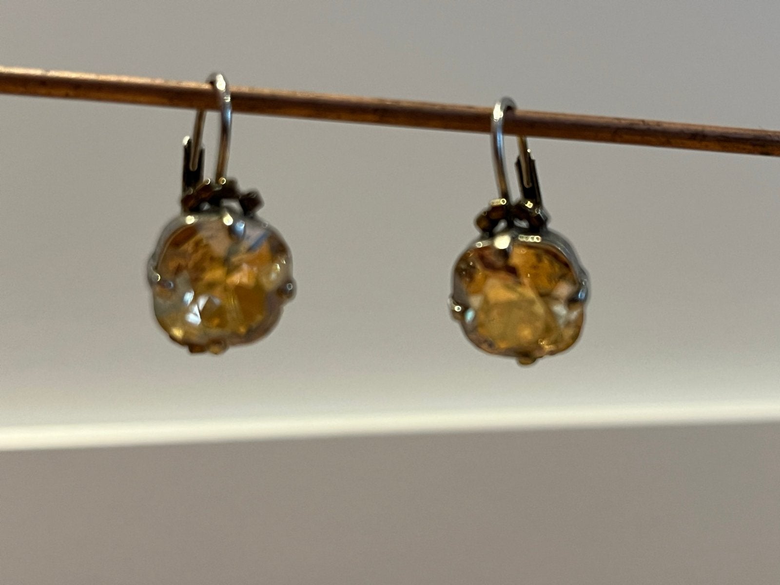 Fiva Oorbellen met Gele Steen, Sieraden, Tassen en Uiterlijk, Oorbellen, Overige materialen, Hangers, Verzenden, Geel