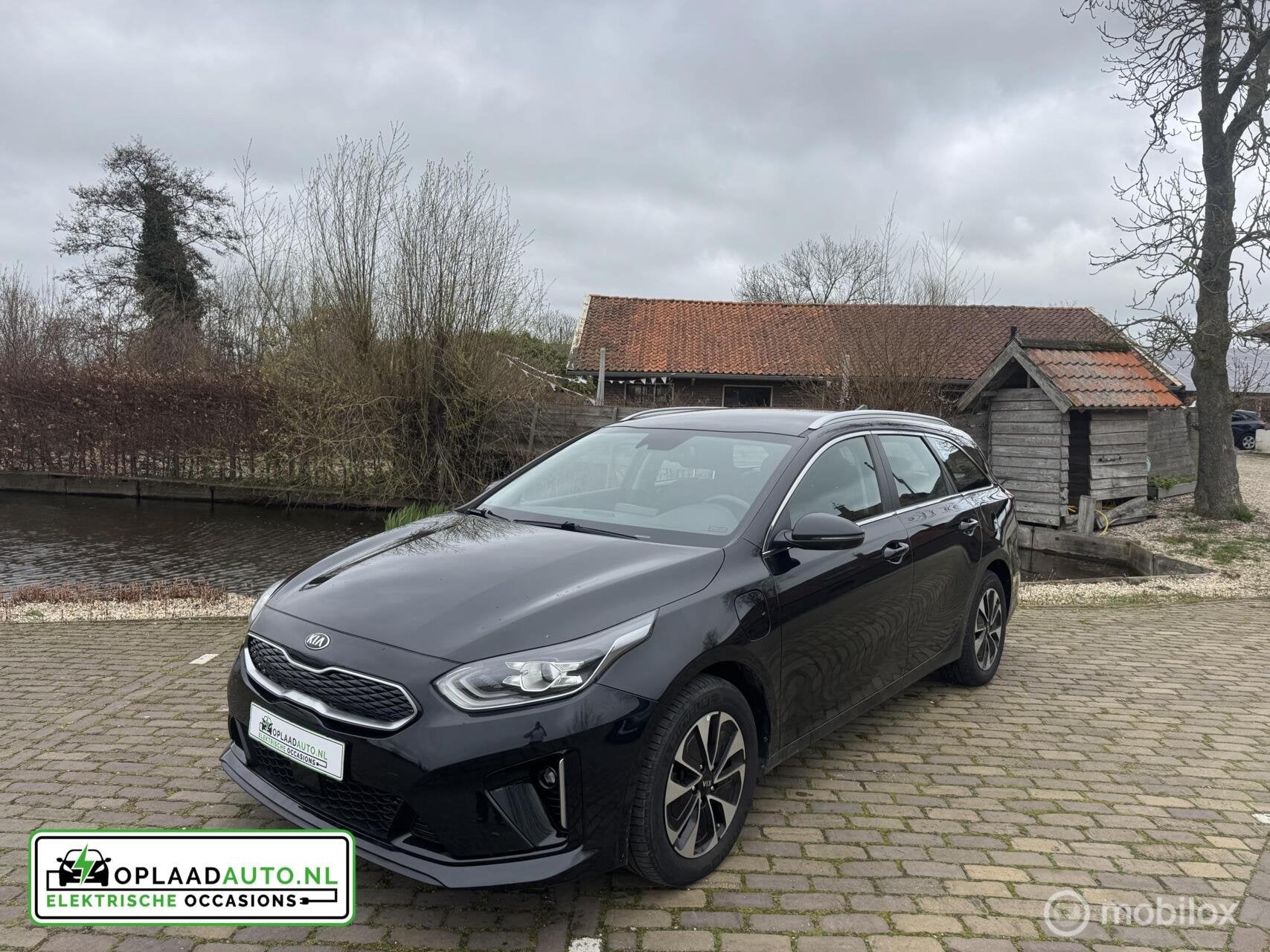 Kia Ceed Sportswagon 1.6 PHEV Spirit | +Winter set | ACC, 77 km/l, Gebruikt, Met garantie (alle), Zwart