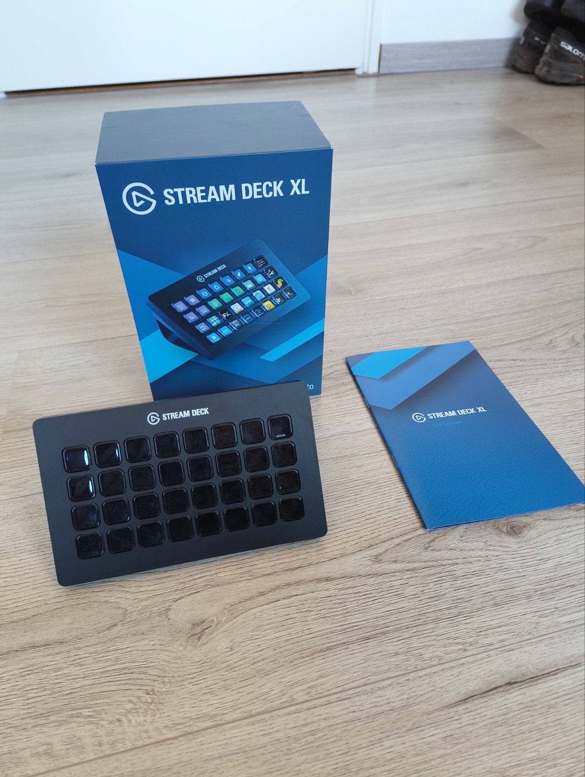 Stream Deck XL in nieuwstaat met originele verpakking, Verlichte toetsen, Ophalen of Verzenden, Bedraad, Overige indelingen