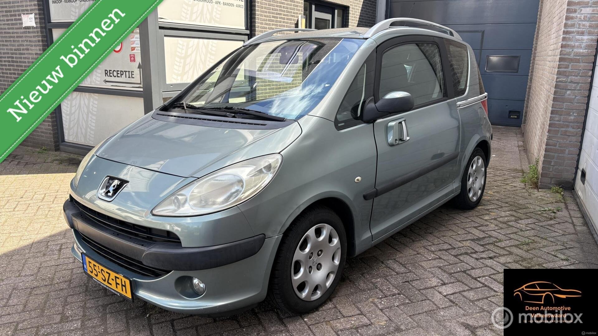 Peugeot 1007 1.4 Sesam Gentry, Auto's, Peugeot, 4 cilinders, 4 stoelen, 49 €/maand, Origineel Nederlands