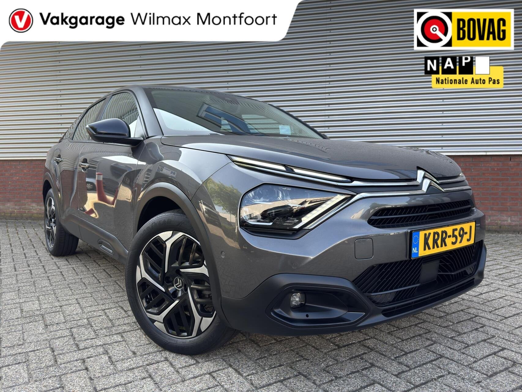 Citroen C4 1.2 PureTech Shine|Camera|Head UP|Carplay|Automaa, Auto's, Stof, Gebruikt, Euro 6, 1199 cc