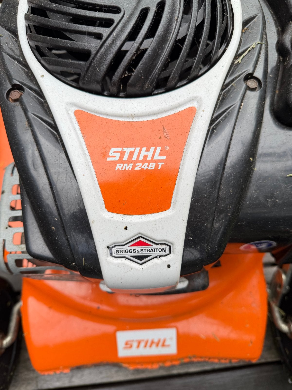 Stihl RM 248 T Benzine Grasmaaier - Briggs & Stratton Motor, Ophalen, Cirkelmaaier, Gebruikt, Opvangbak