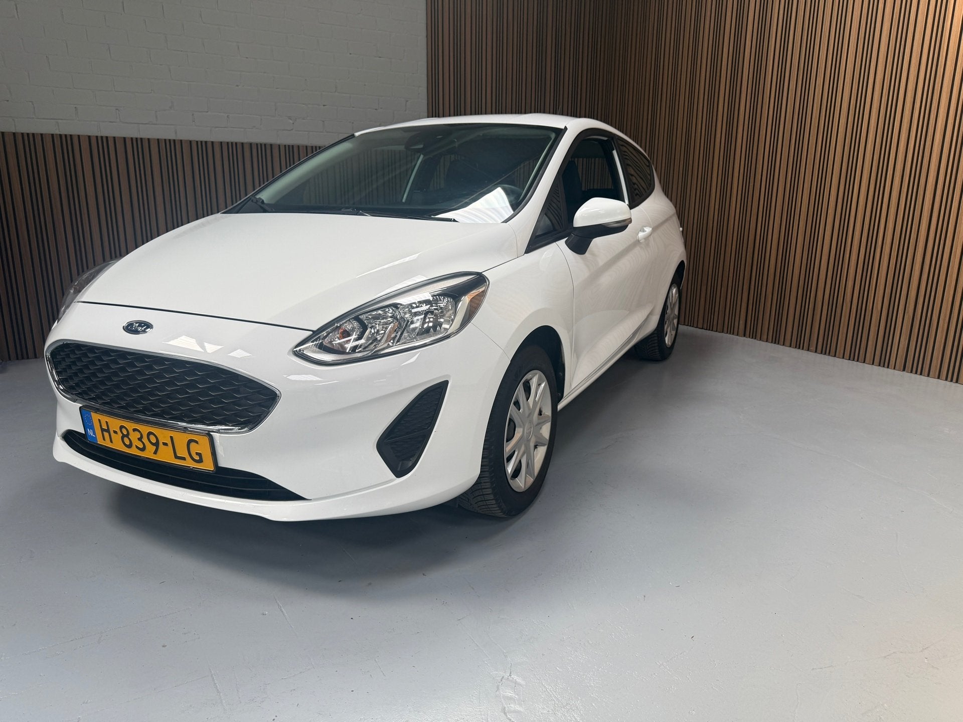 Ford Fiesta 1.1 Trend, Nieuwe model, Nieuwe APK, MyFord Dock, Stof, Wit, Bedrijf, Handgeschakeld