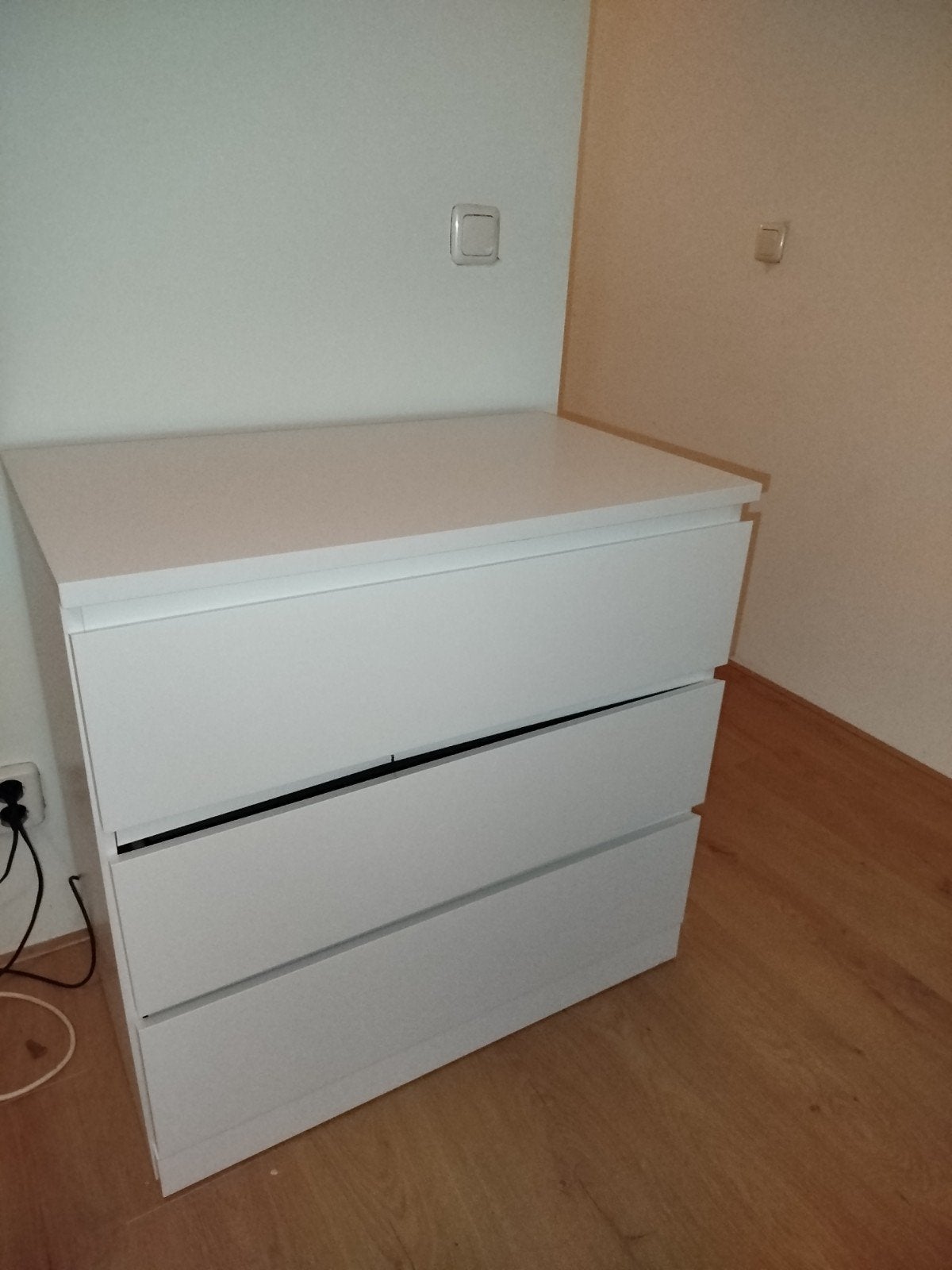 IKEA MALM ladekast - 3 lades - wit - OPKNAPPER..Gratis, Ophalen, Gebruikt, 50 tot 100 cm, 3 of 4 laden