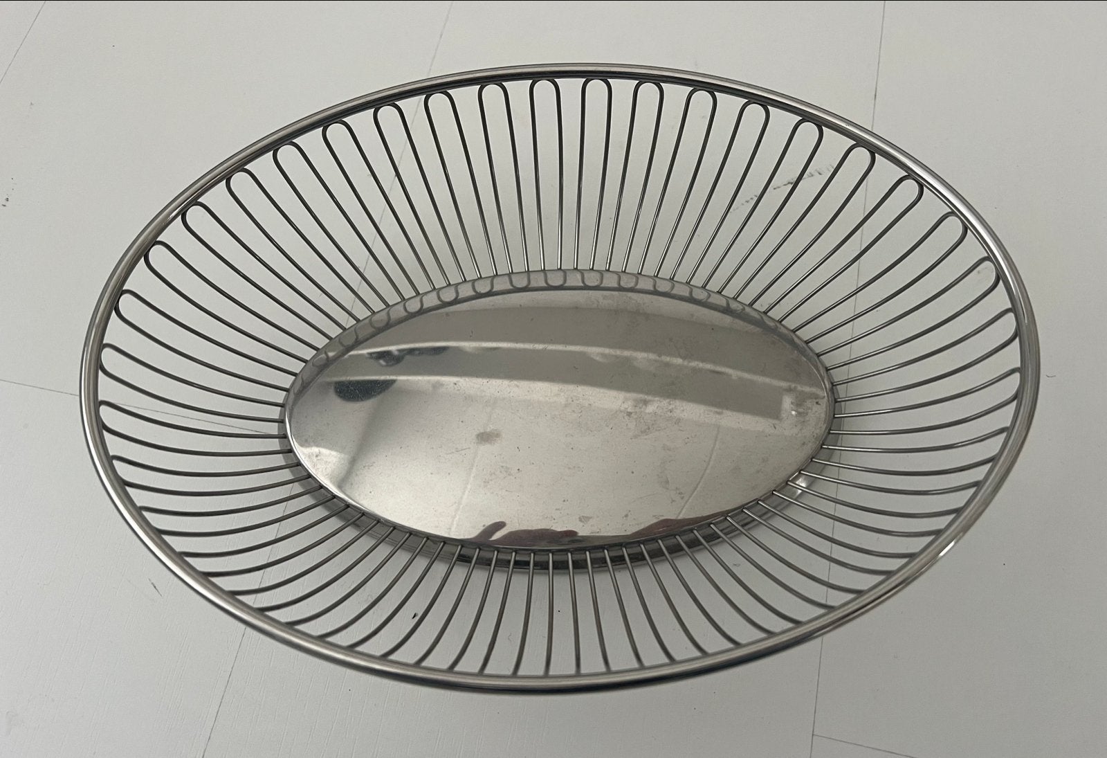 Alessi broodmand - 20x28 cm Stijlvol en functioneel, Mand, Ophalen of Verzenden, Zo goed als nieuw, Metaal