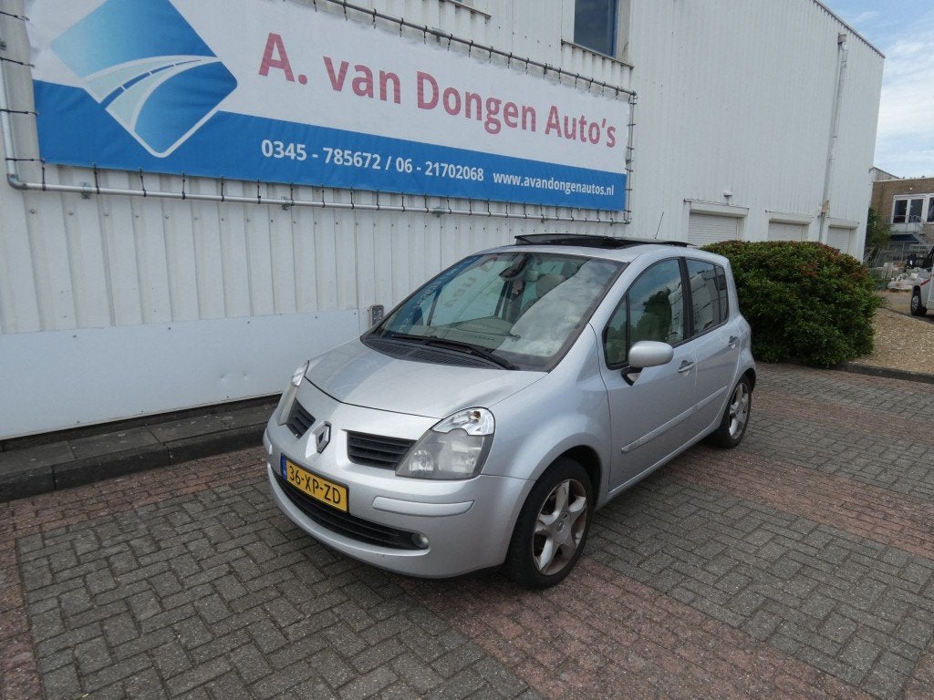 Renault MODUS 1.6-16V INITIALE,Leer,Pano,Cruise,APK 18-6-27, Auto's, Renault, Lederen bekleding, 15 km/l, Gebruikt, 4 cilinders