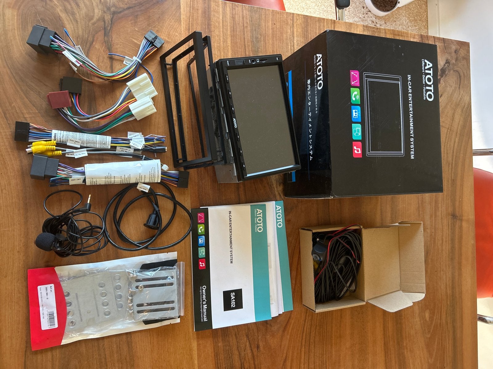 ATOTO YS102SL In-Car Entertainment System - Nieuw, Auto diversen, Ophalen of Verzenden, Zo goed als nieuw