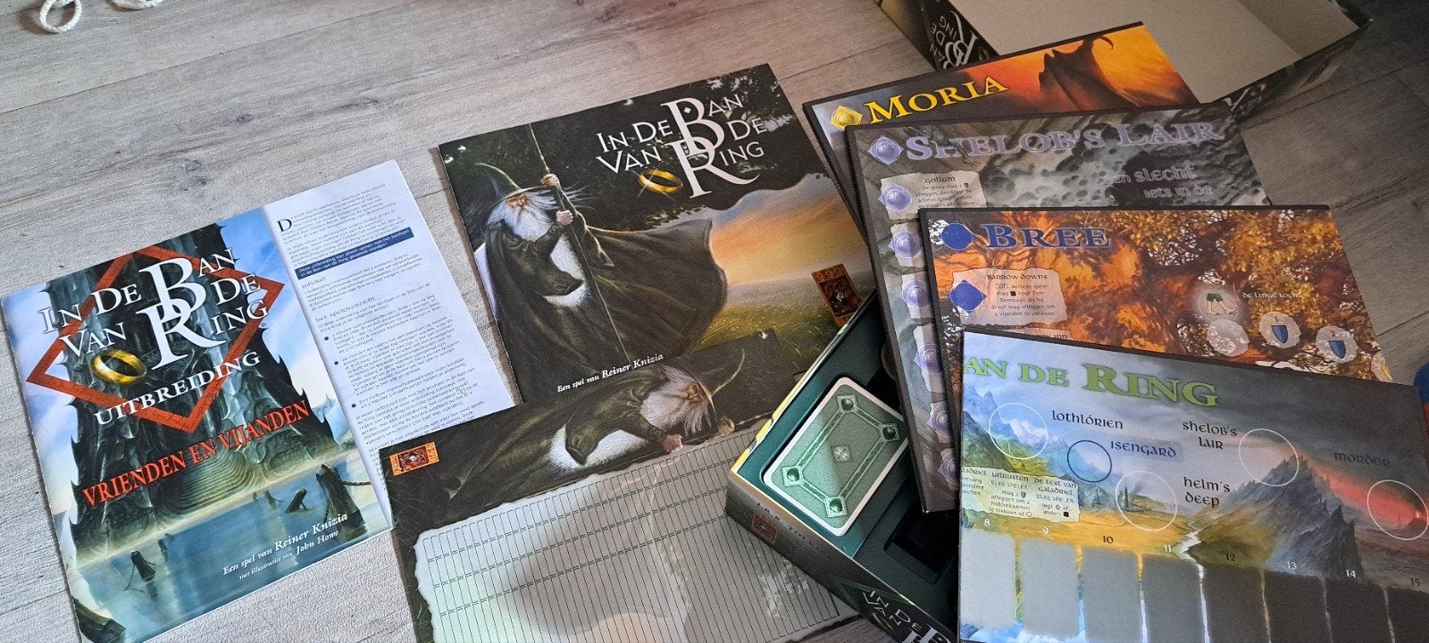 In de Ban van de Ring Bordspel + Uitbreiding, Hobby en Vrije tijd, Gezelschapsspellen | Bordspellen, Drie of vier spelers, Ophalen of Verzenden