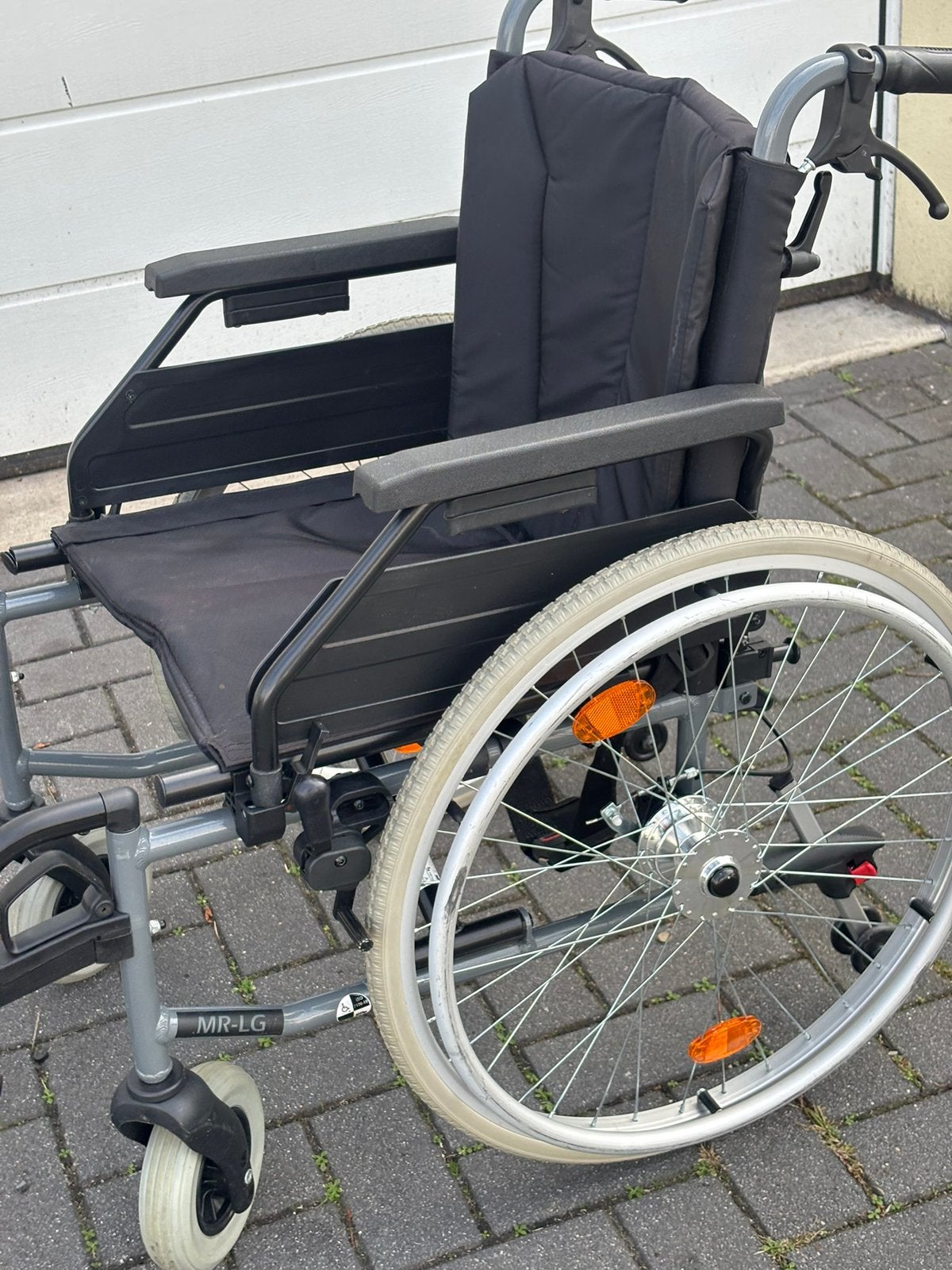 Tomtar Duitse kwaliteit , inklapbare Rolstoel , €100,00., Duitsland, Meer info ☎️0️⃣6️⃣➖2️⃣0️⃣9️⃣0️⃣1️⃣0️⃣4️⃣0️⃣, Tomtar, Zo goed als nieuw