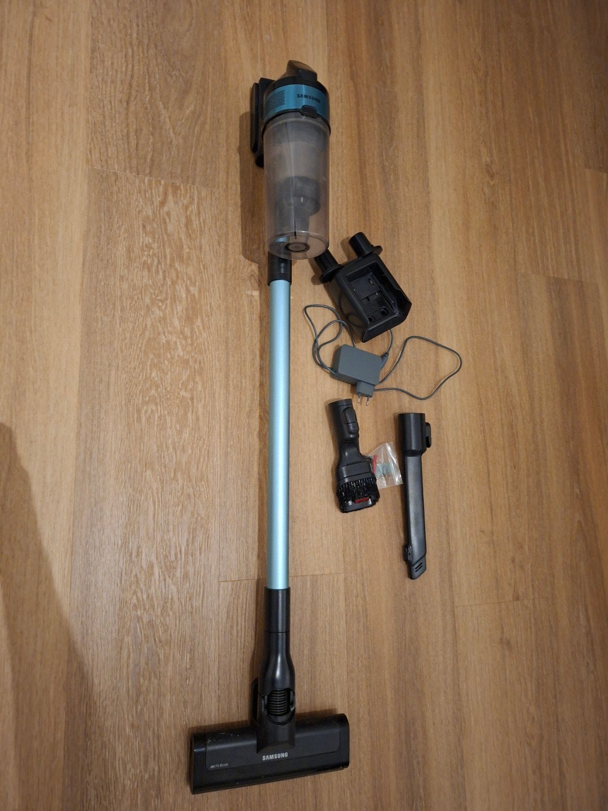 Te koop paar keer gebruikte Samsung steelstofzuiger, Witgoed en Apparatuur, Ophalen of Verzenden, Zo goed als nieuw, Steelstofzuiger