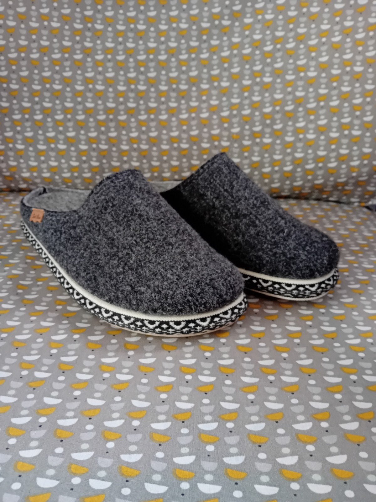 Toni Pons MIRI-CD pantoffels - Maat 37 - Zo goed als nieuw, Kleding | Dames, Ophalen of Verzenden, Zo goed als nieuw, Toni Pons