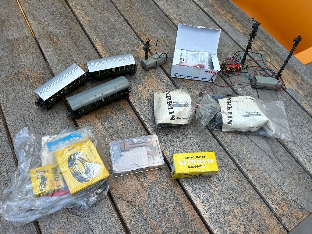 Trein diversen, Ophalen of Verzenden, Zo goed als nieuw, Gelijkstroom, Märklin