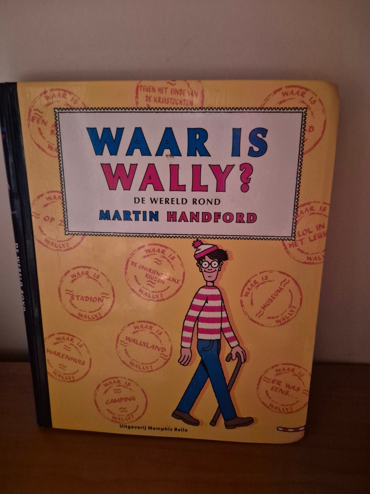Waar is Wally? De Wereld Rond - Martin Handford, Boeken, Ophalen of Verzenden, Zo goed als nieuw, Martin Handford, Fictie algemeen