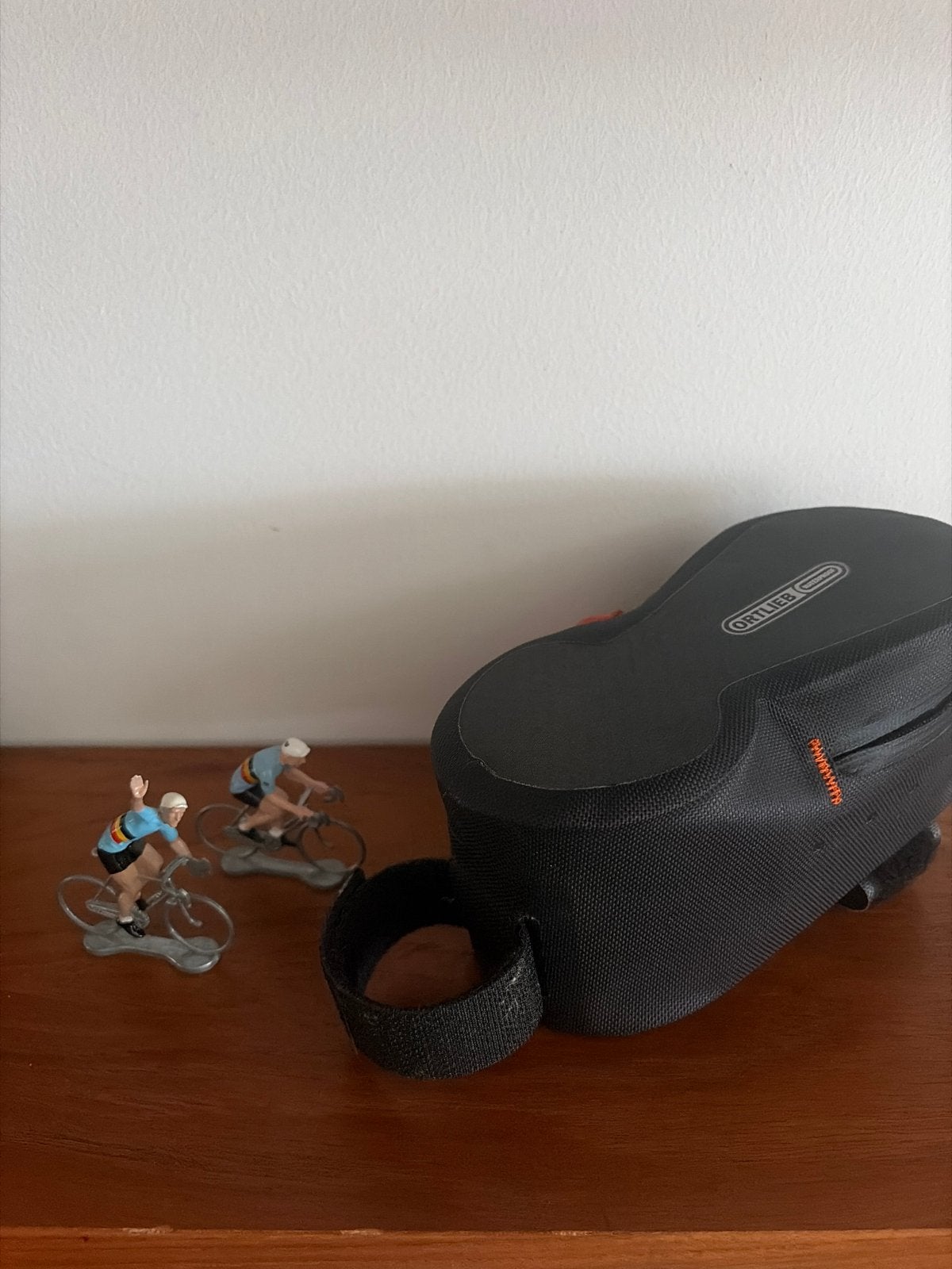 Ortlieb zadeltas - waterdicht en compact, Fietsen en Brommers, Ophalen of Verzenden, Zo goed als nieuw