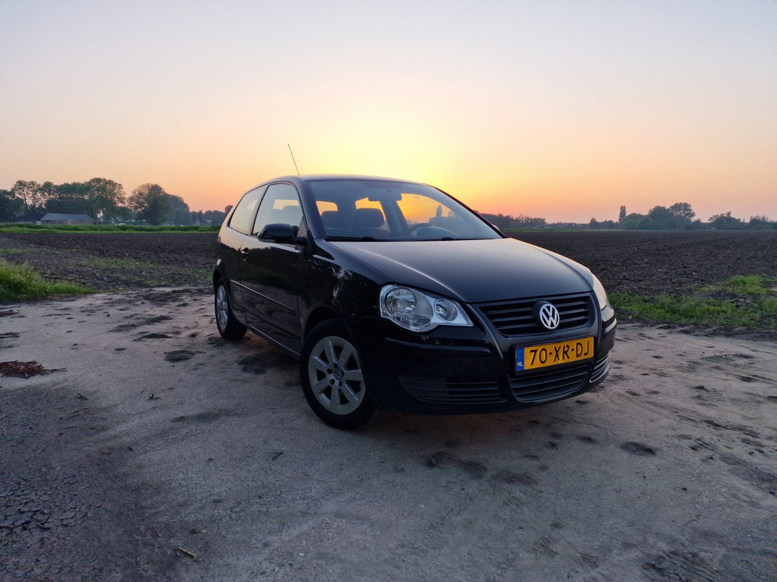 Volkswagen Polo 1.2 Black Magic Metallic | 105.604 KM NAP, Auto's, Volkswagen, Voorwielaandrijving, Stof, 40 €/maand, 540 kg