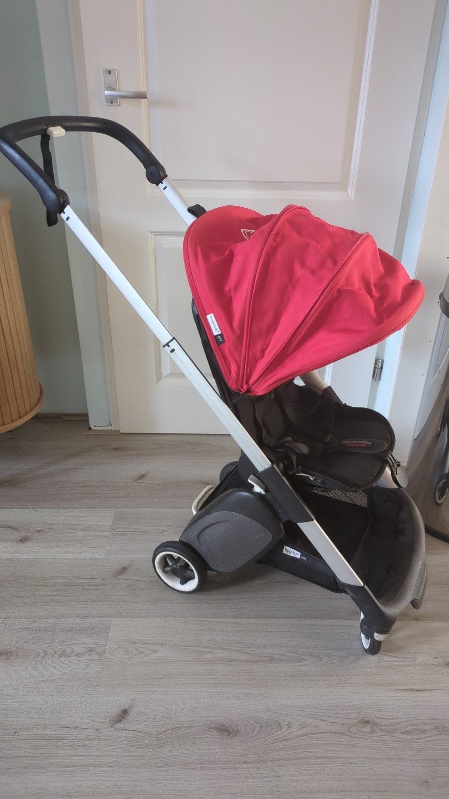 Bugaboo Ant compacte reisbuggy, defect in duwstang, Gebruikt, Bugaboo, Verstelbare duwstang, Ophalen