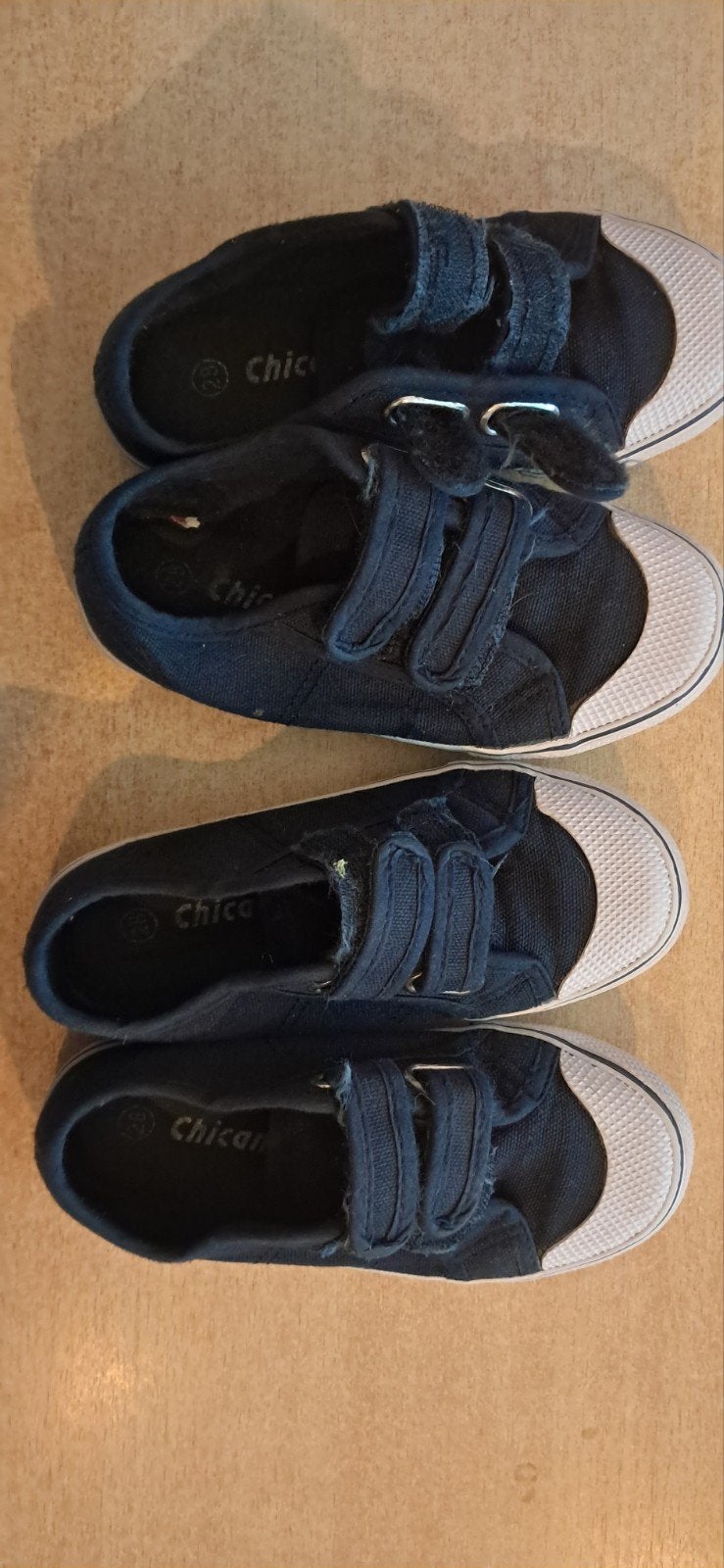 Gymschoenen maat 28 - 2 paar, Kinderen en Baby's, Kinderkleding | Schoenen en Sokken, Ophalen, Jongen of Meisje, Sportschoenen