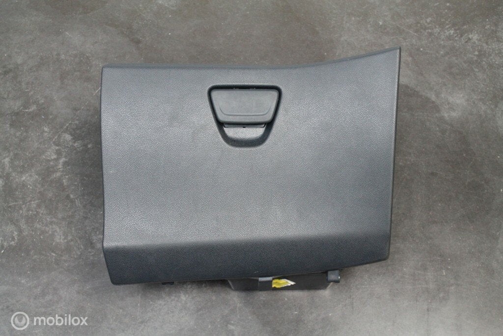 Handschoenkastje zwart Ford Fiesta MK7 (2008-heden), Gebruikt, Ophalen of Verzenden