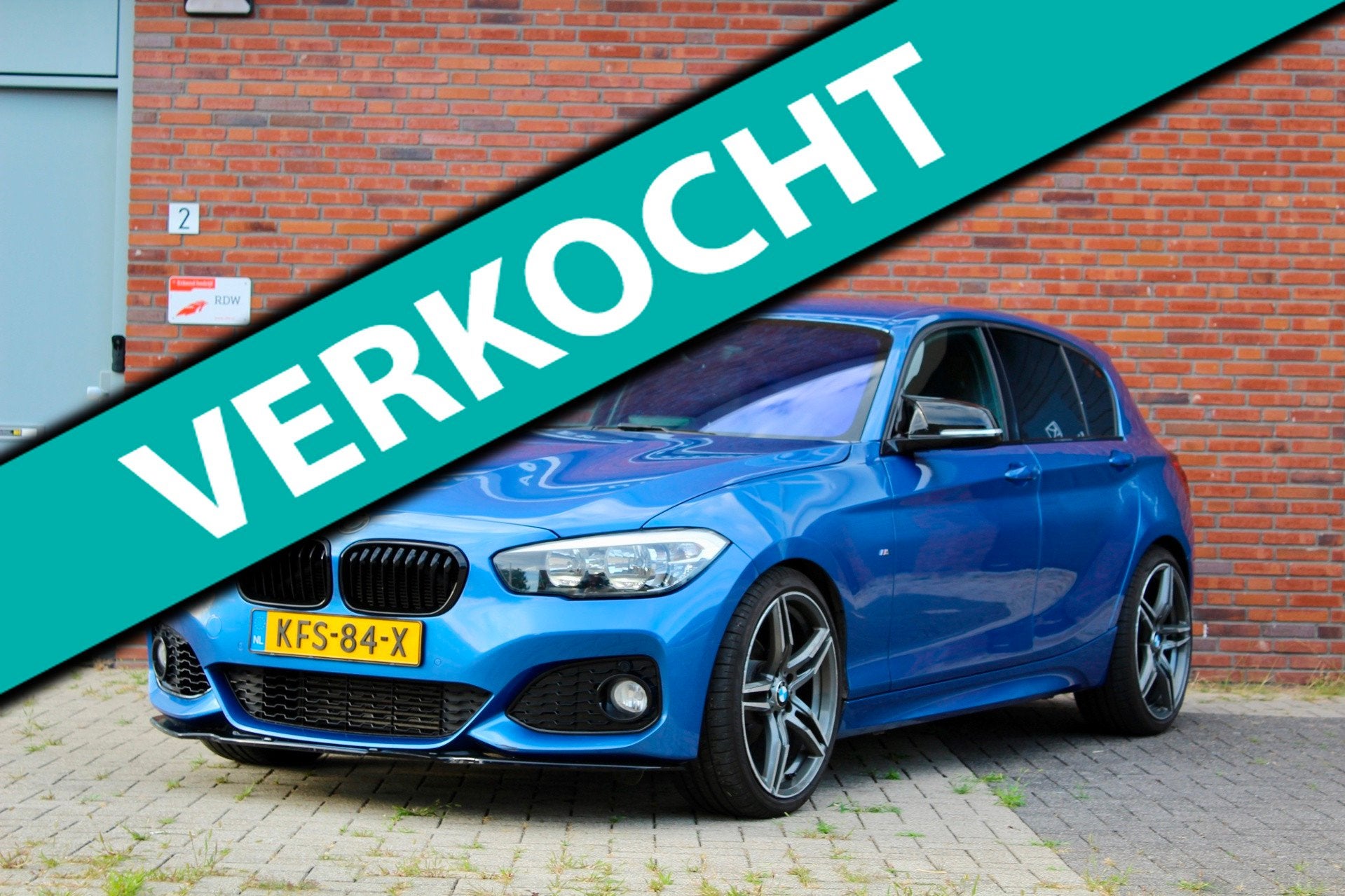 BMW 1-serie 118i M-Sport | Estorilblauw | Maxton | 19 inch, Auto's, Gebruikt, Blauw, Alcantara, Bedrijf