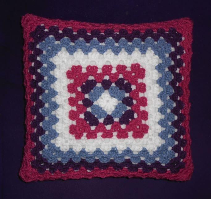 Kussen gehaakt granny squares nieuw retro, Ophalen of Verzenden, Nieuw