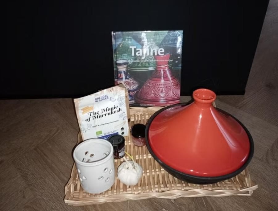 Tajine kookset met kookboek en kruiden, Gietijzer, Met deksel, Tajine, Nieuw