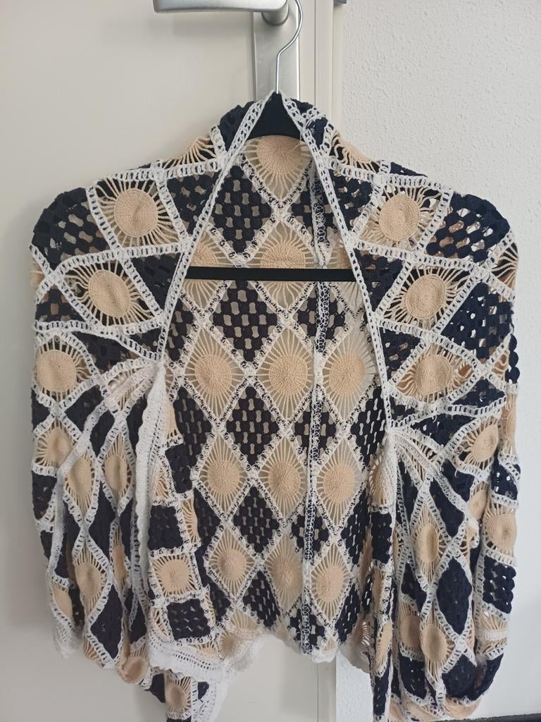 Gehaakt vestje in blauw, beige en wit, Overige kleuren, Maat 42/44 (L), Ophalen of Verzenden, Onbekend