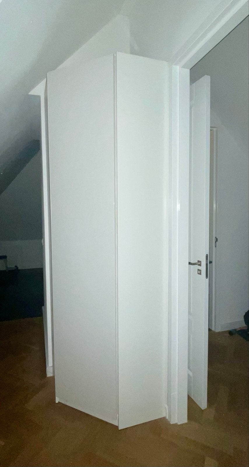 €75 Witte Pax Hoekkast met Fardal hooggl deur - 236 cm hoog, Ophalen, Kunststof, 100 tot 150 cm, 200 cm of meer