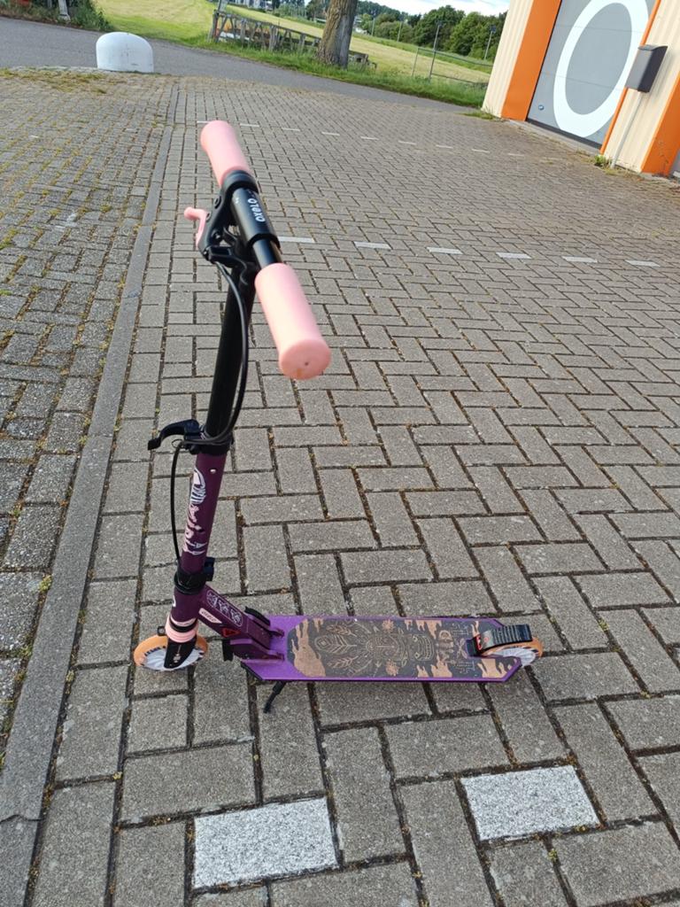 Oxelo step 125mm wielen met handrem en achterrem en vering, Fietsen en Brommers, Steps, Gebruikt, Ophalen of Verzenden, Gewone step