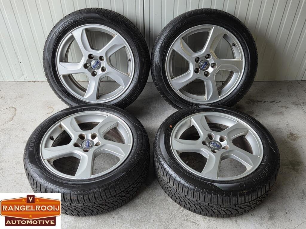Set org. 17" lm velgen met zgan allseasons voor Volvo V60, Auto-onderdelen, Banden en Velgen, 17 inch, Ophalen of Verzenden, Volvo