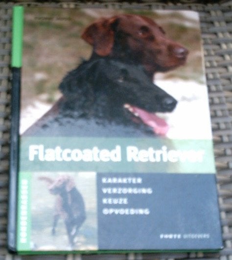 Flatcoated retriever. Yvonne Jaussi., Boeken, Ophalen of Verzenden, Zo goed als nieuw, Honden