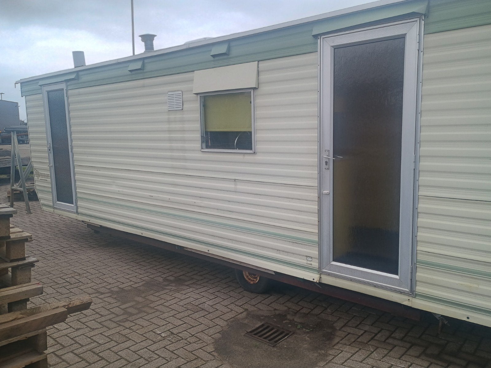 stacaravan 10 mtr, Caravans en Kamperen