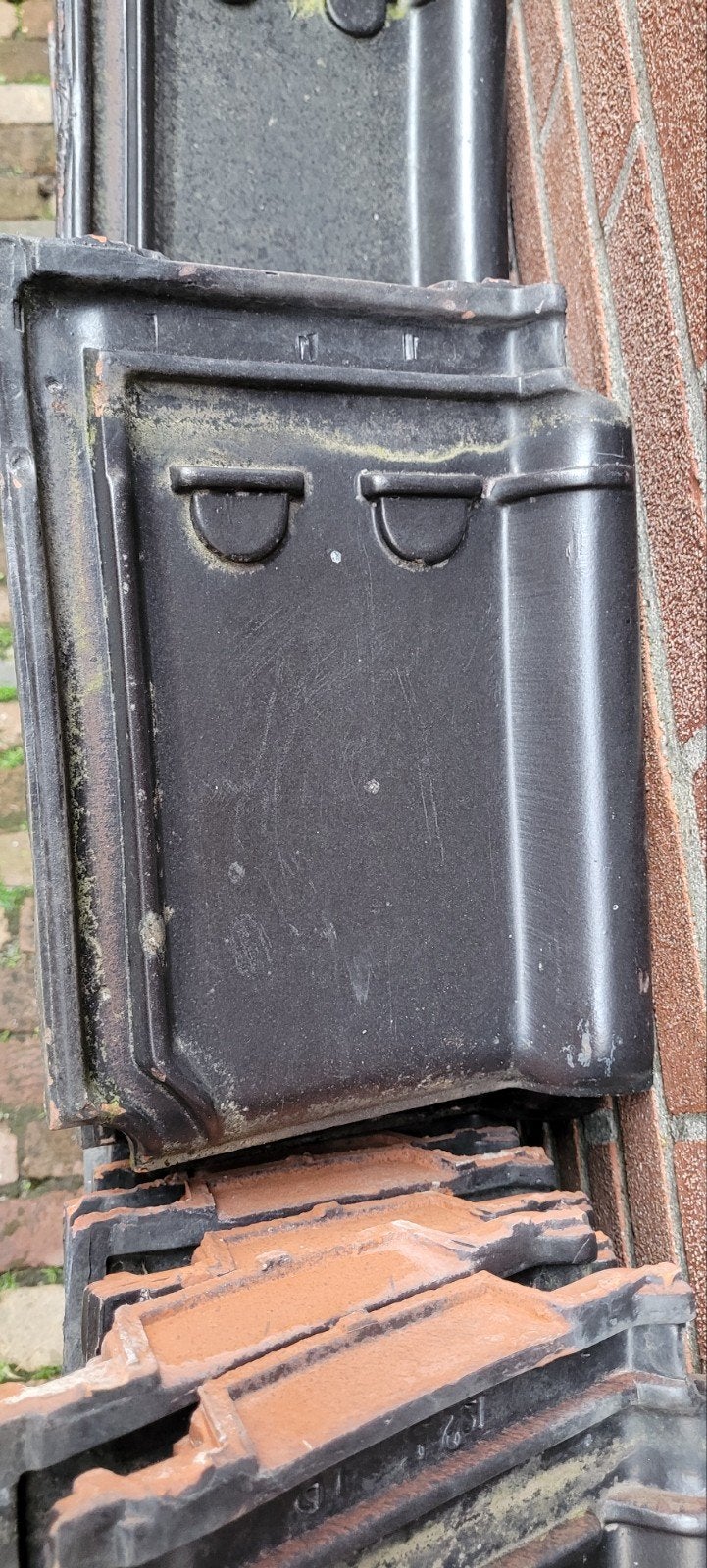 Mat Zwart Geglazuurde Dakpannen Taille du Nord (250 st.), Doe-het-zelf en Verbouw, Dakpannen en Dakbedekking, Ophalen, Gebruikt