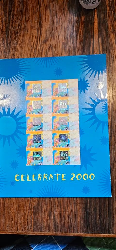 Postzegel velletje Australië celebrate 2000 hologrammen, Verzamelen, Ansichtkaarten | Buitenland, Verzenden