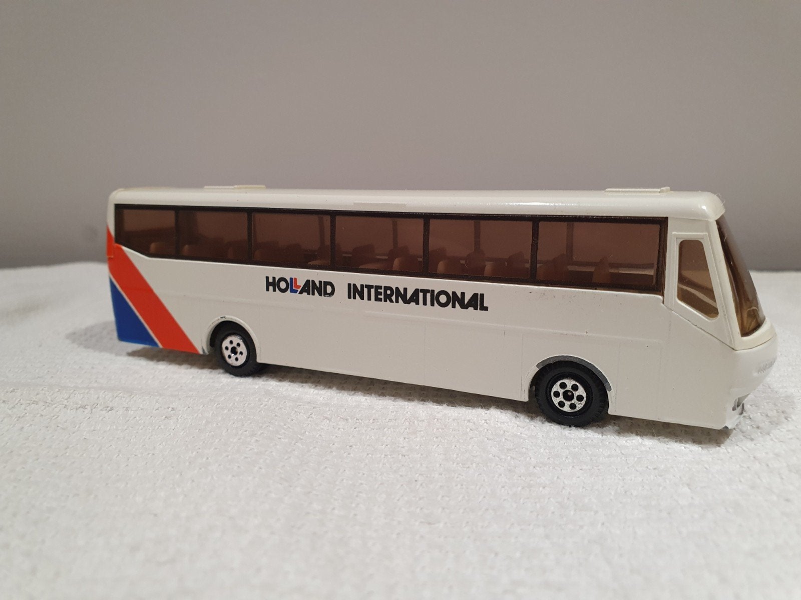 Efsi Bova Futura FHD12 Holland International bus 1:87, Ophalen of Verzenden, Gebruikt, Bus of Vrachtwagen, Efsi