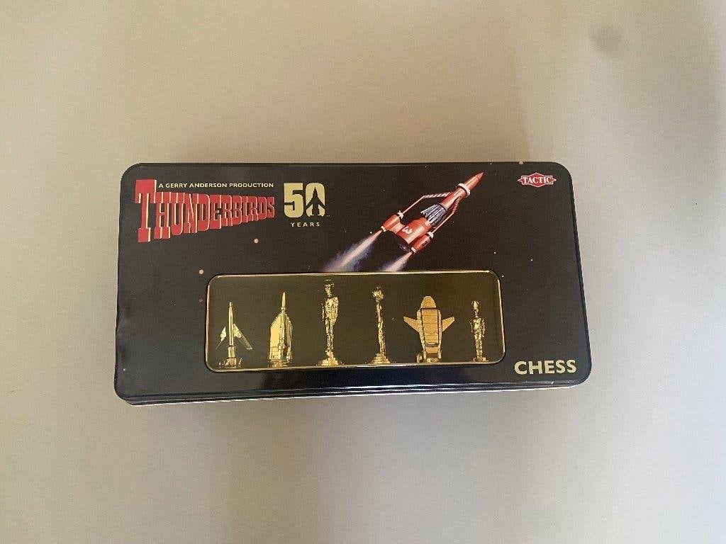 Thunderbirds schaakspel 50 jaar limited edition, Een of twee spelers, Ophalen of Verzenden, Zo goed als nieuw