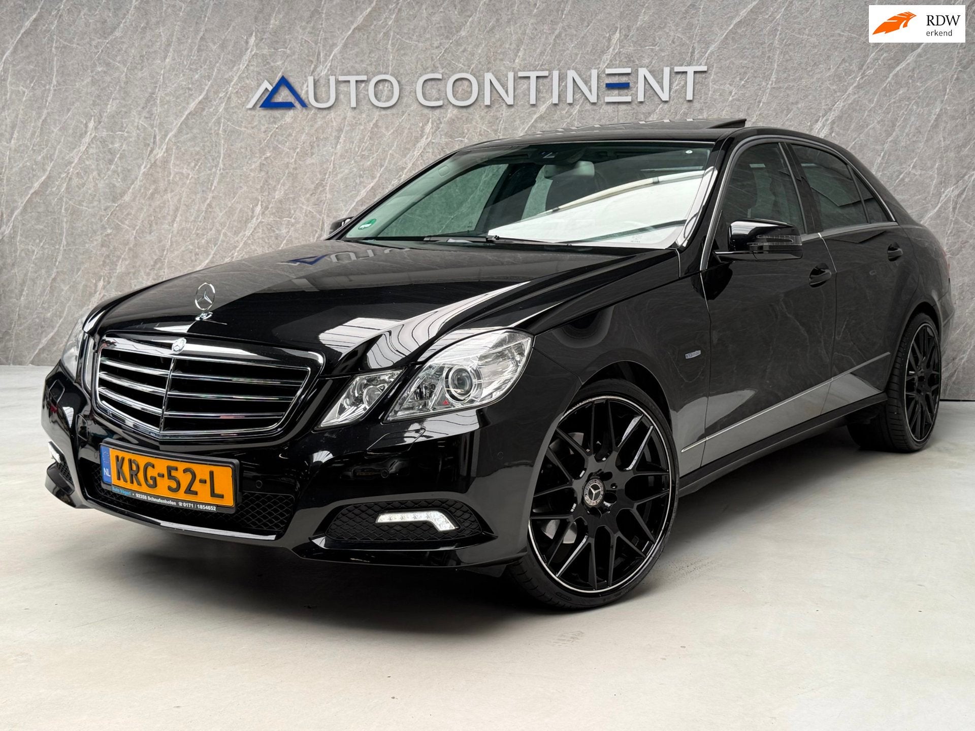 Mercedes-Benz E-klasse 350 CGI Avantgarde 293 PK / Open Dak, Auto's, Mercedes-Benz, Bedrijf, Te koop, E-Klasse, ABS, Achteruitrijcamera