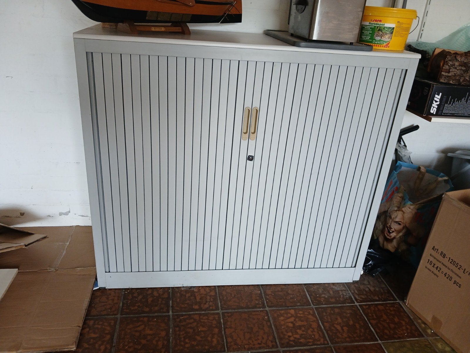 roldeurkast, Ophalen, 25 tot 50 cm, 100 tot 150 cm