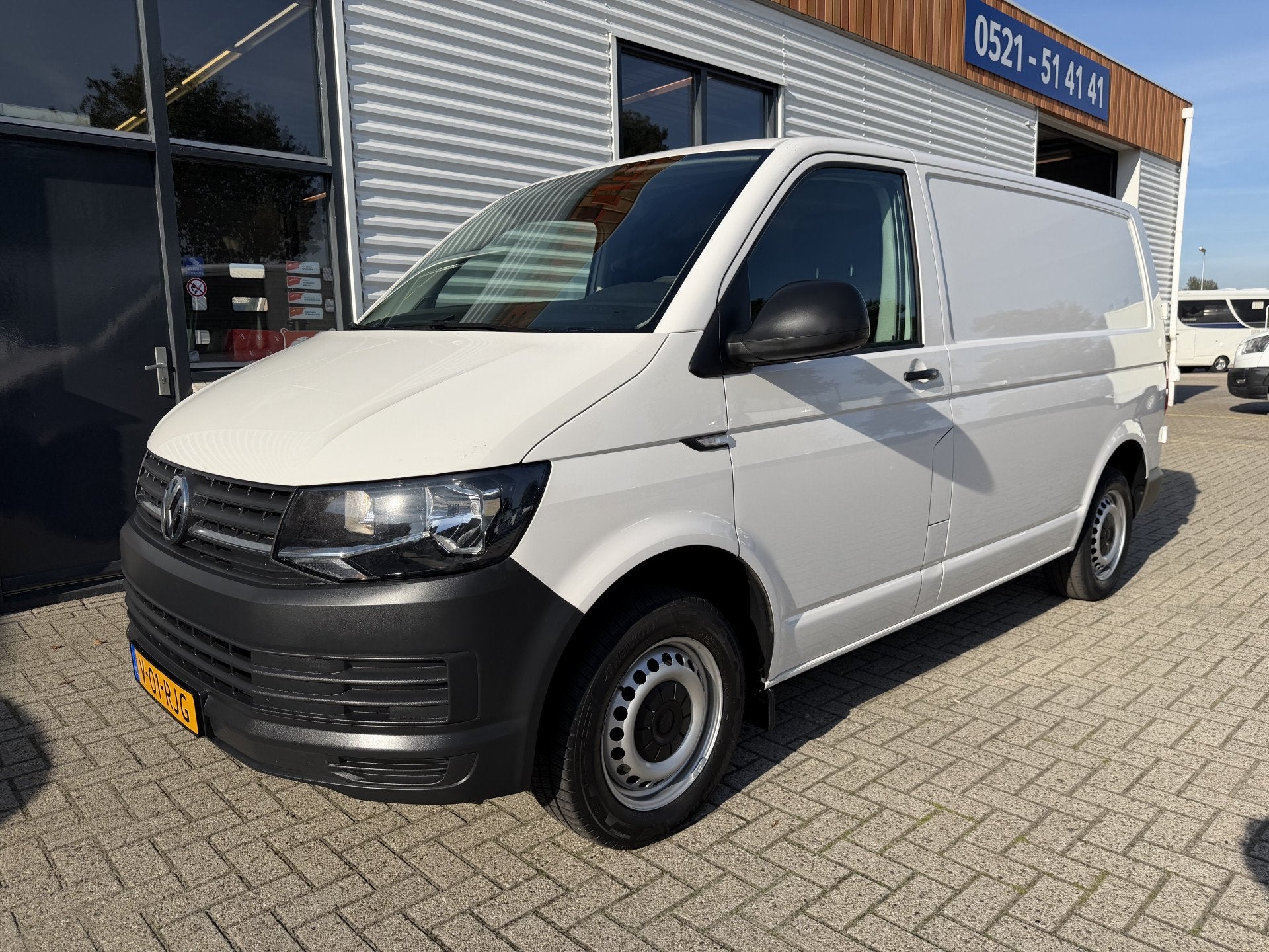 Volkswagen Transporter 2.0 TDI 115pk L1H1 Comfortline / euro, Voorwielaandrijving, 4 cilinders, Met garantie (alle), Volkswagen