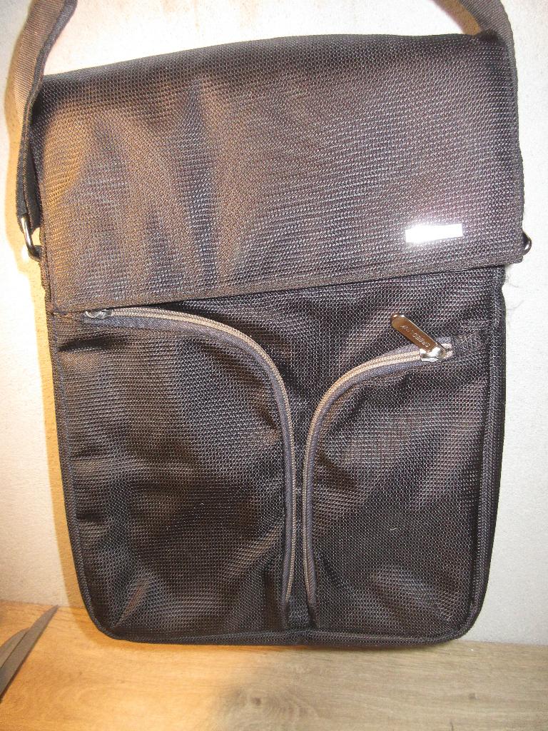 Speedlink schoudertas ipad tas, Ophalen of Verzenden, Gebruikt