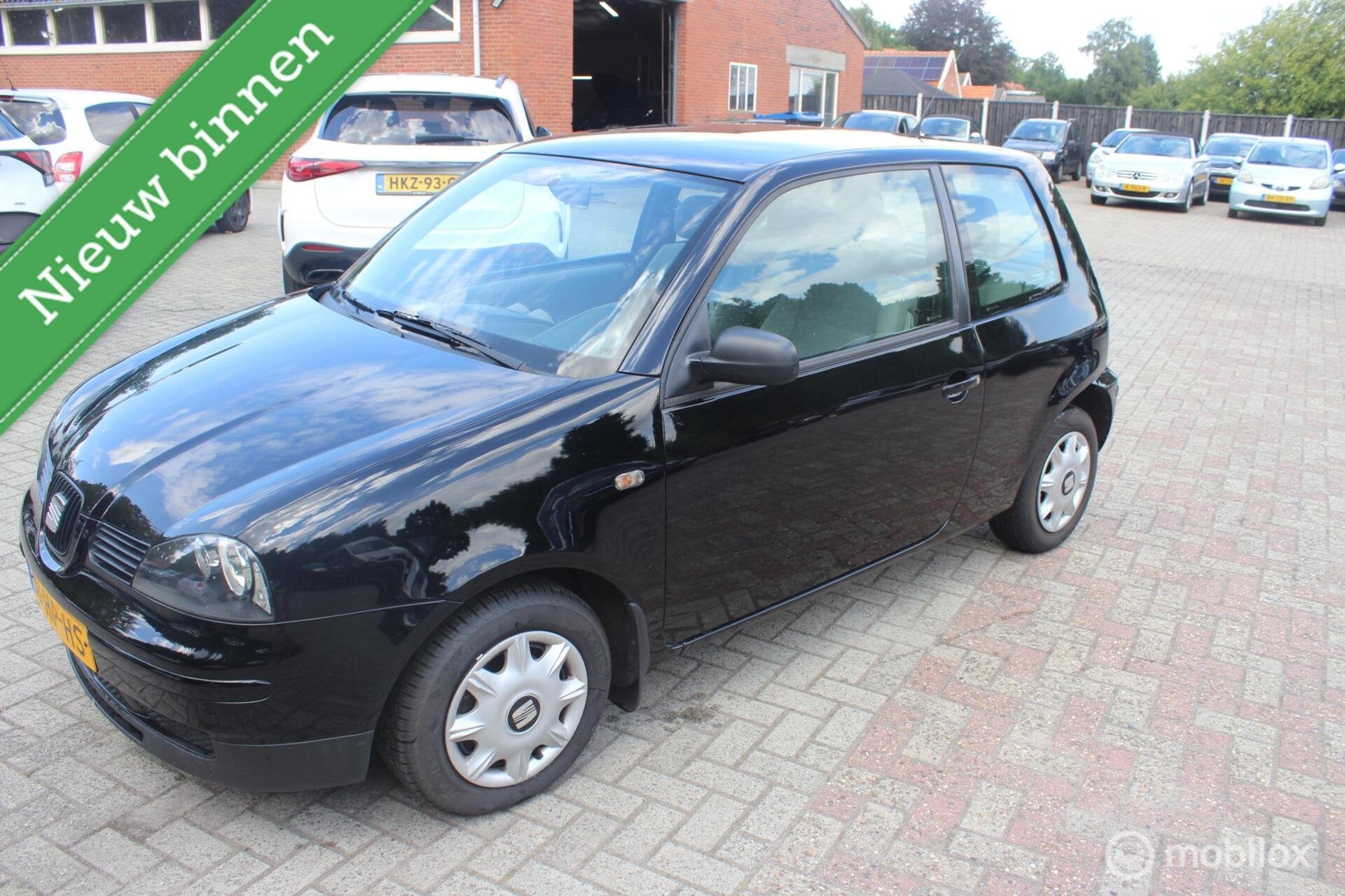 Seat Arosa 1.4i Stella, leuke auto, Auto's, Seat, 450 kg, Gebruikt, 31 €/maand, Zwart