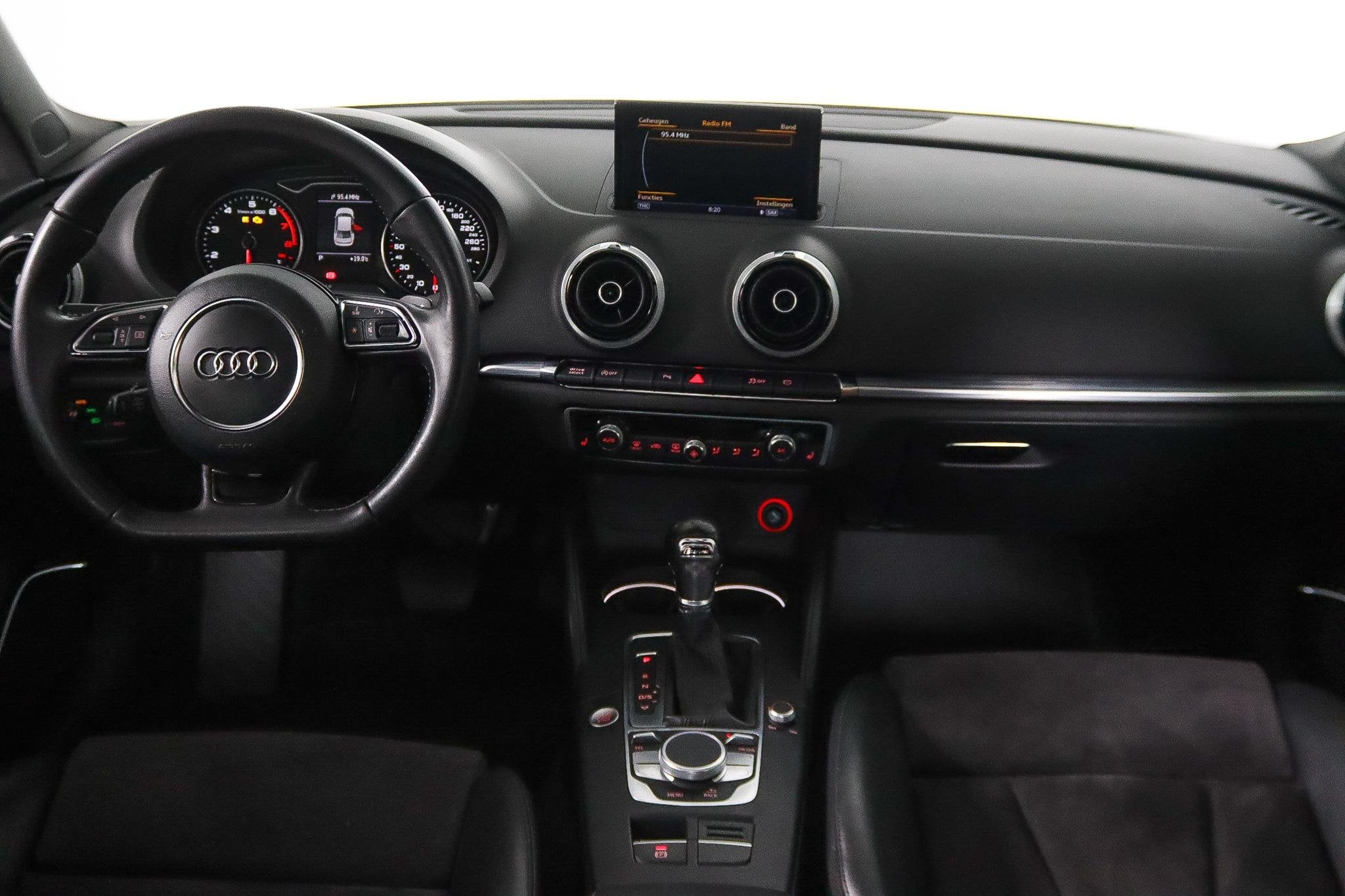 Audi A3 Limousine 1.8 TFSI 3X S-Line Panoramadak, B&O, ACC,, Auto's, Gebruikt, 4 cilinders, 179 pk, Zwart